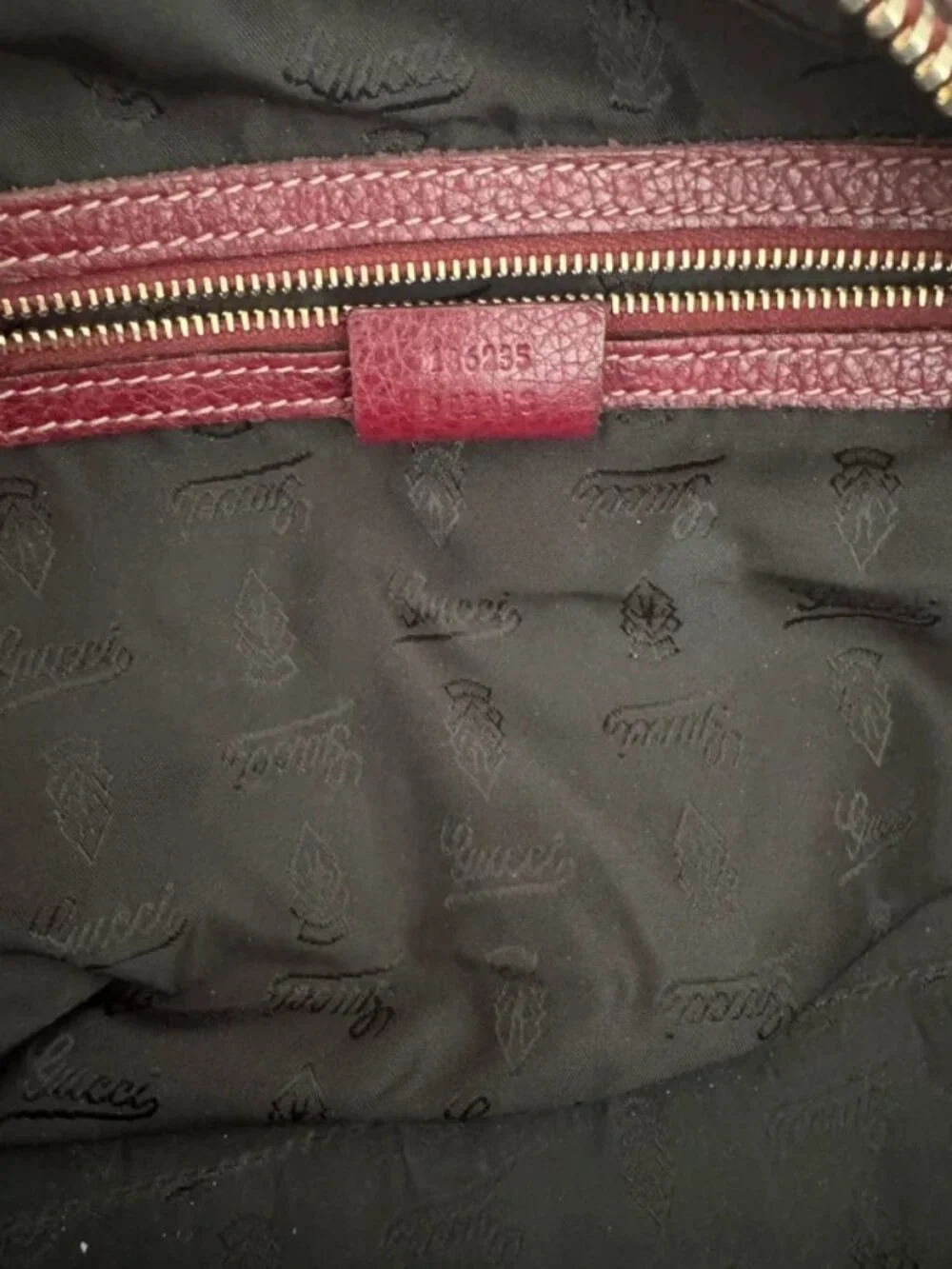 Gucci aviatrix medium